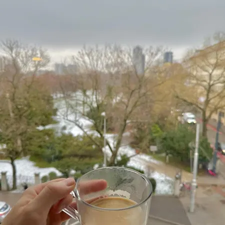 Апартаменты Elegant For Short