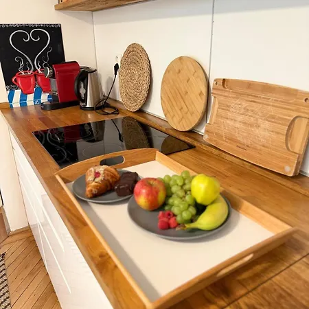 Elegant For Short * Pressburg