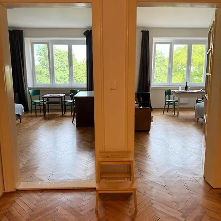 Elegant For Short דירה *