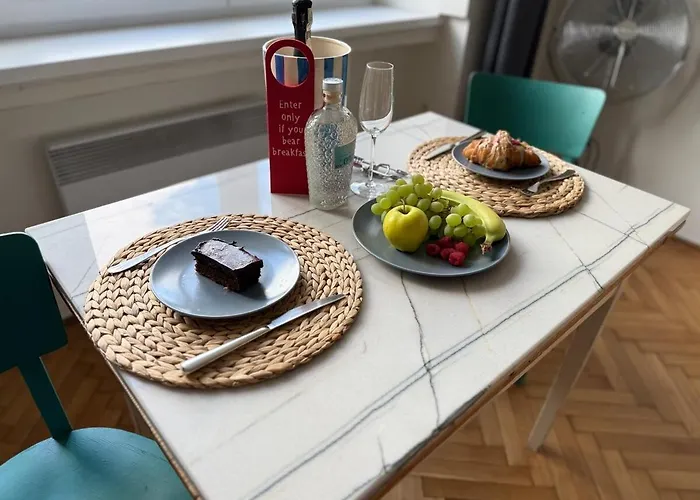 Elegant For Short * Bratislava