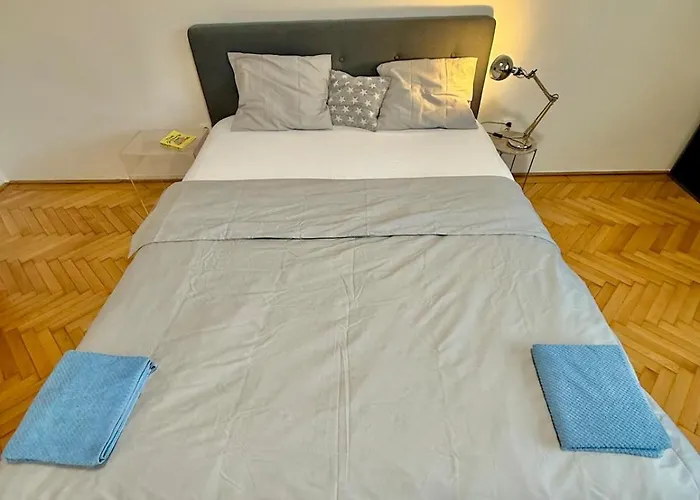 アパート Elegant For Short